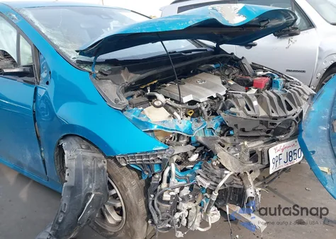 2017 Toyota Prius Prime Advanced из США, поврежденный, VIN JTDKARFP9H3036617